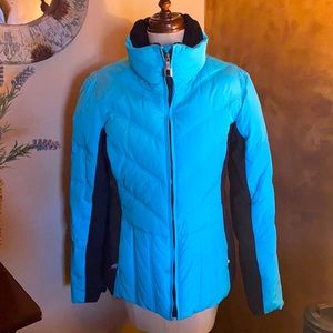 Never worn. Size small. Super warm